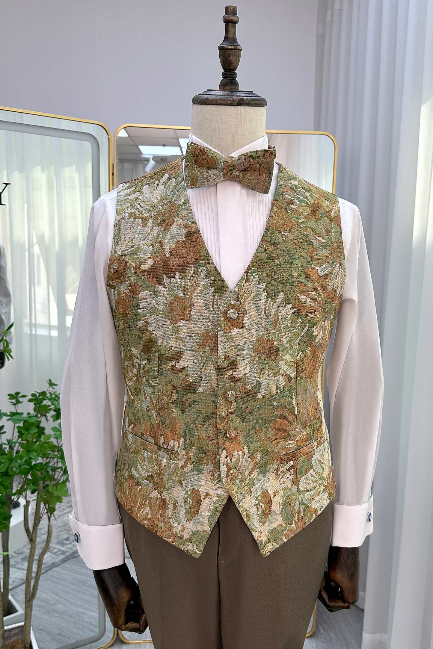 CL0164　タキシード　ノッチラペル　　花柄　