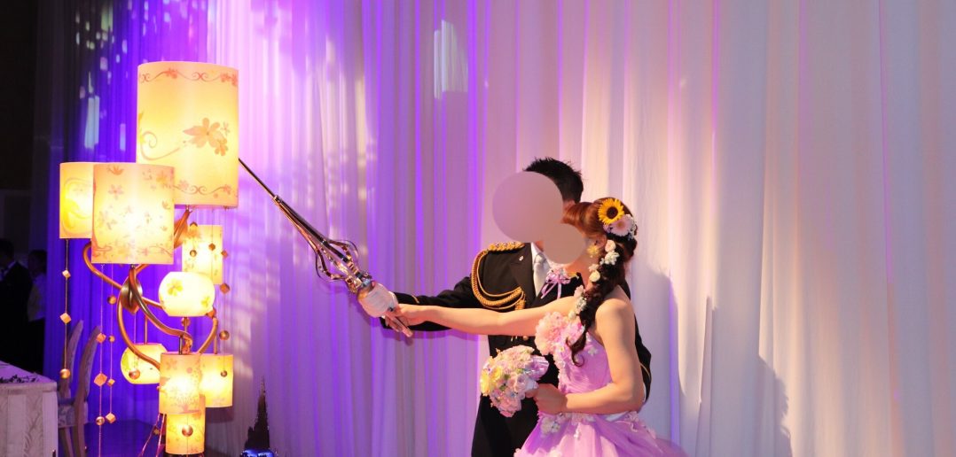 パープルのお花ドレスでラプンツェルテーマの結婚式：YOSHIMI様 