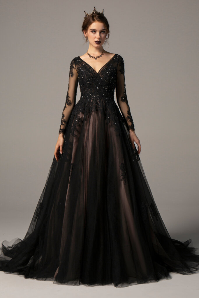 Aライン　黒　ブラック　ウェディングドレス