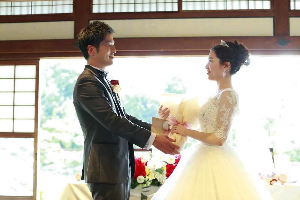 柳川藩立花邸御花結婚式　袖付きウェディングドレス　クラシカル