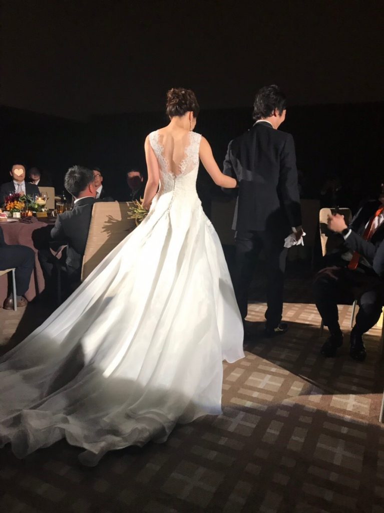 ハイアットリージェンシー京都　結婚式　ウェディングドレス　バックレス