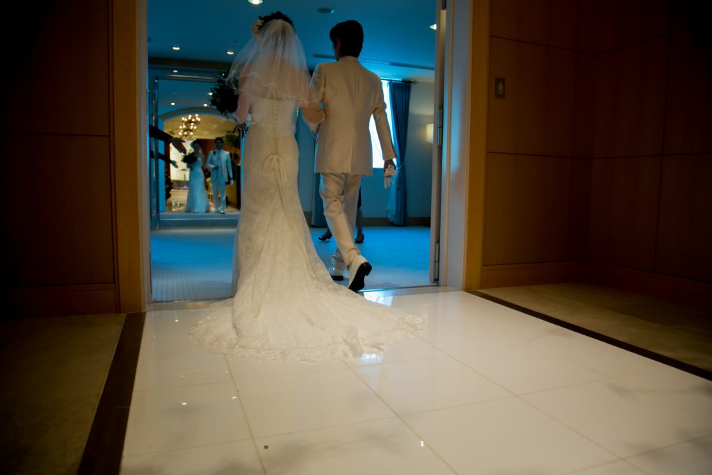 ANAクラウンプラザホテル グランコート 金山　結婚式　ウェディングドレス　マーメイド　ロングトレーン