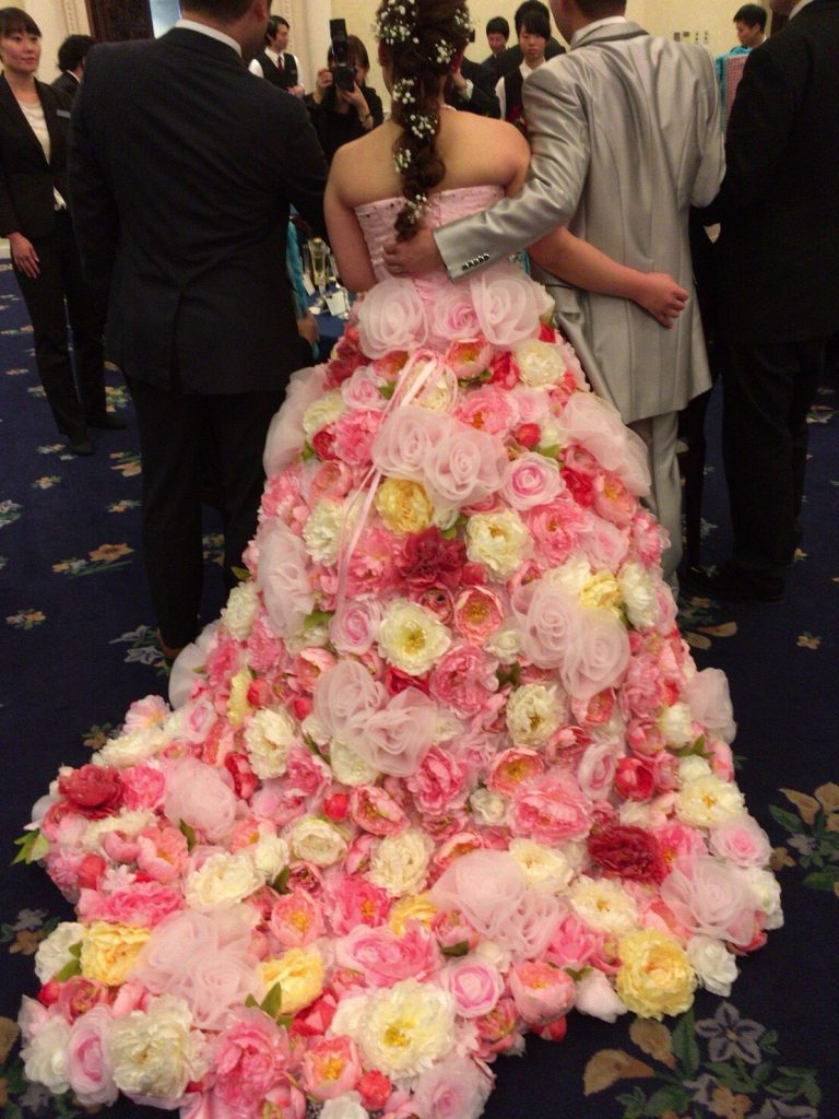 カラードレス　お花いっぱい　ピンク　カサデアンジェラ～天使の住処～