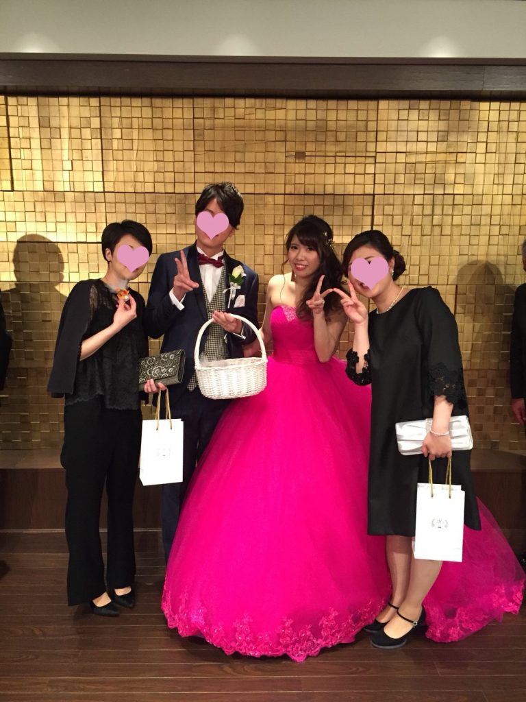 横浜迎賓館　結婚式　お色直しカラードレス　フレシアピンク