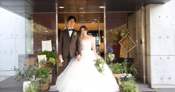 岩崎台倶楽部グラスグラス　結婚式　ウェディングドレス