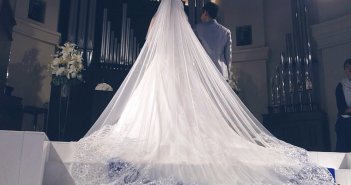 アニヴェルセル江坂　結婚式　ウェディングドレス